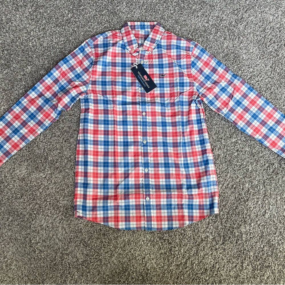 NWT Vineyard Vines Red and Blue Checkered Shirt, boys size large (16)